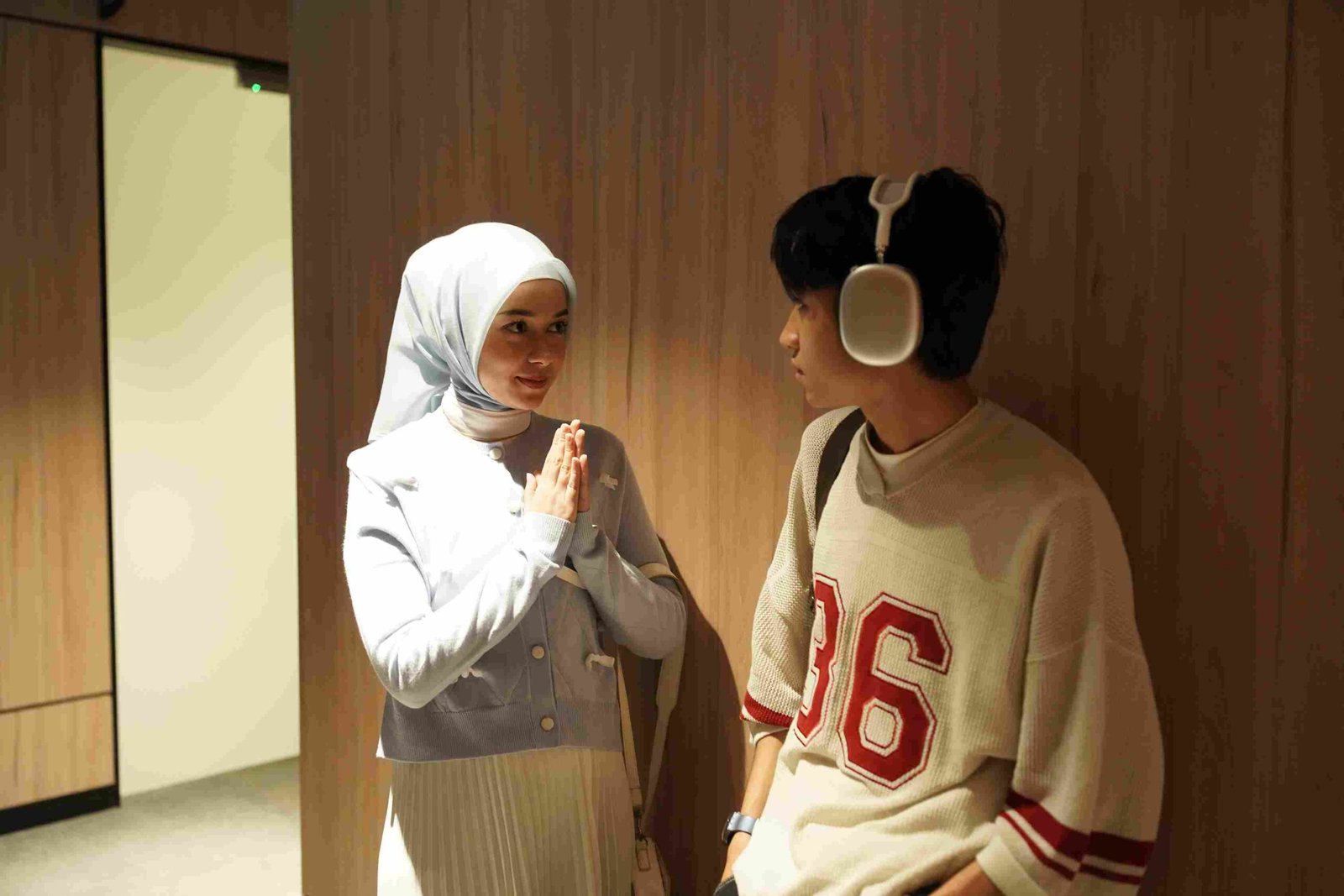 Rebecca Klopper Hijab dan Kiesha Alvaro di Ahlan Singapore