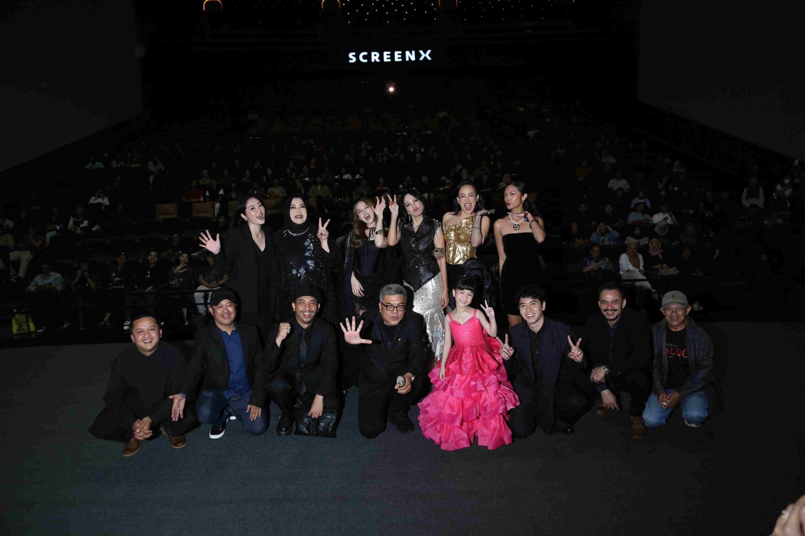 MD Pictures Gelar Gala Premiere Tenung by Risa Saraswati & Dimasta